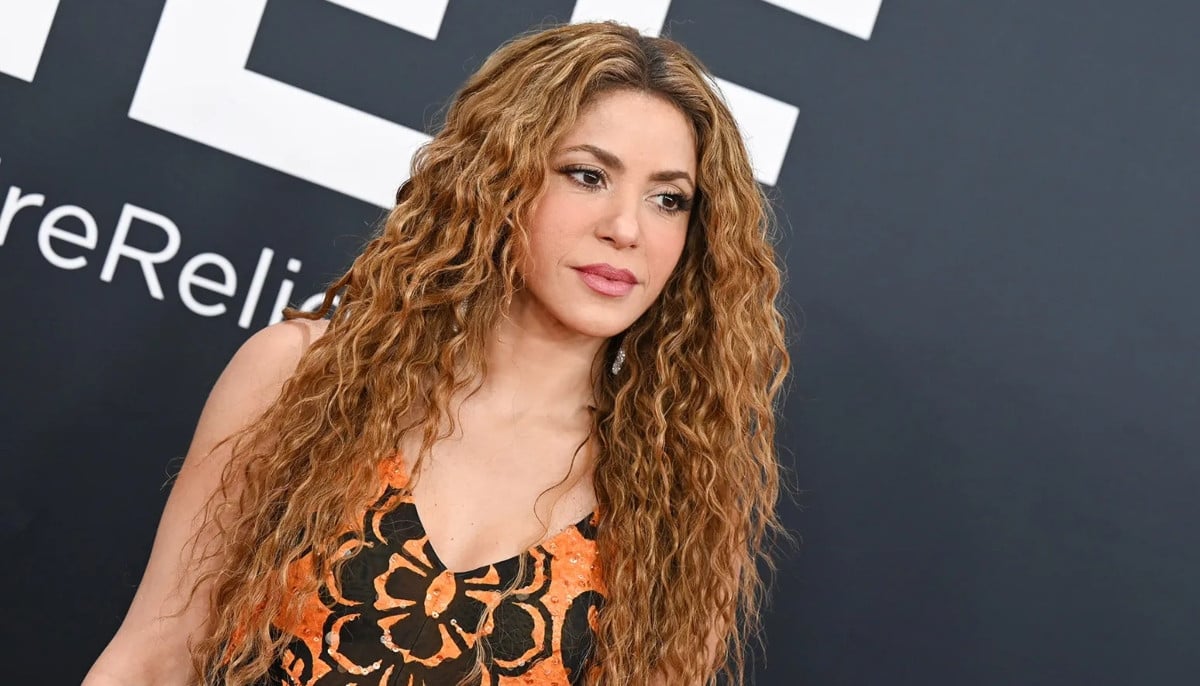 Shakira lights up Rio with massive beach show during world tour