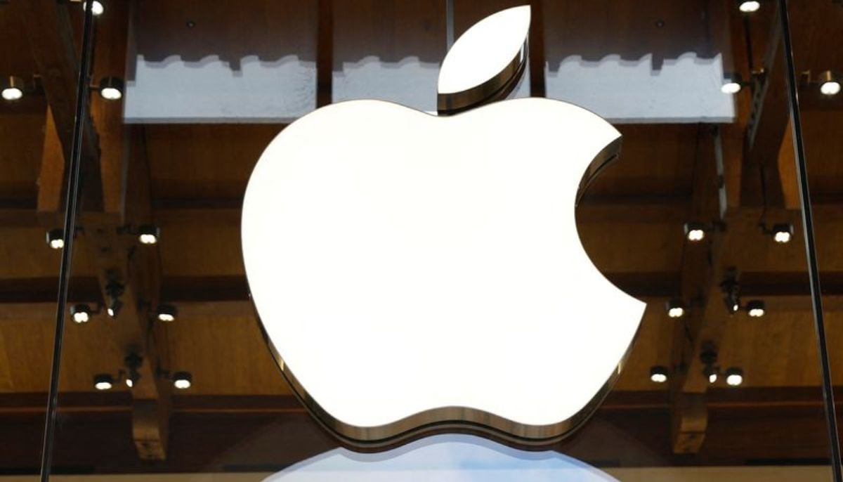 Apple holds talks with Intel, Samsung for possible US chipmaking