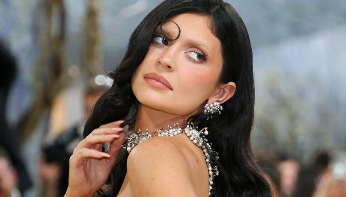 Kylie Jenner&amp;apos;s &amp;apos;ruined brows&amp;apos; drama after bold 2026 Met Gala look