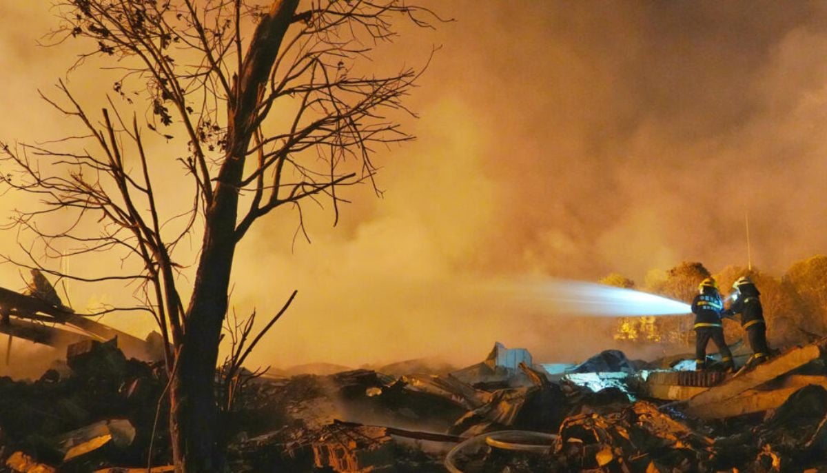 Explosion at fireworks factory kills 26, injures 61