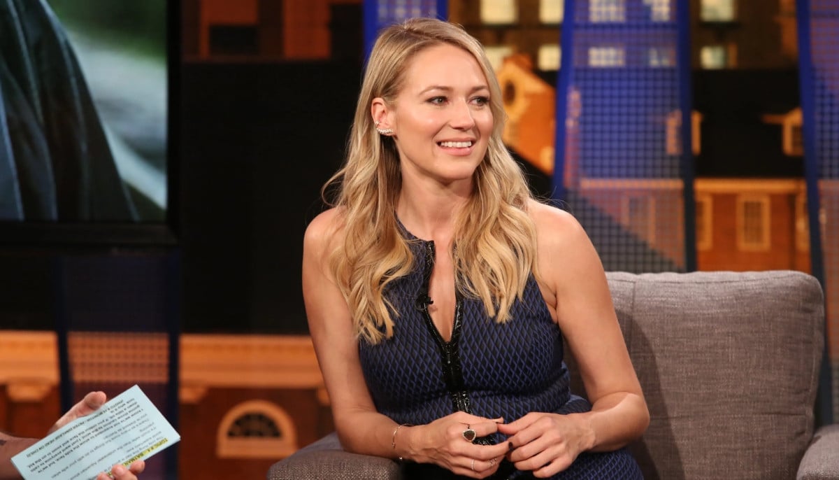 Jewel recalls homelessness and life-threatening illness in early struggles