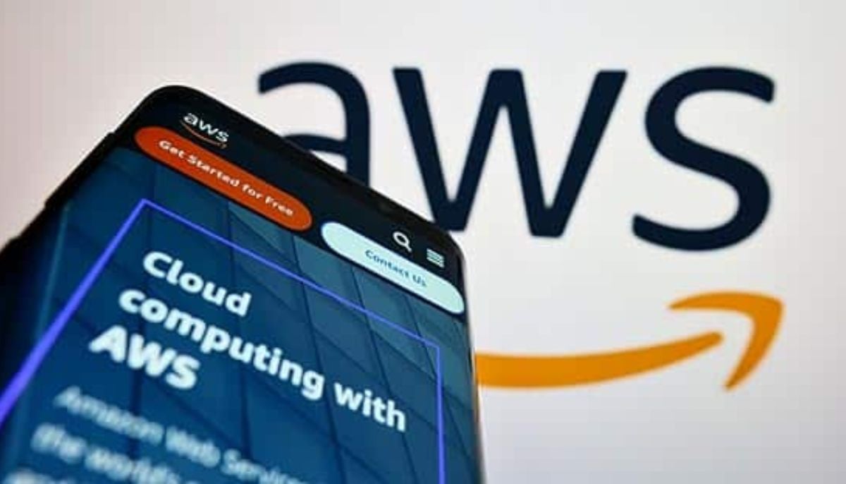 AWS reports outage at Northern Virginia data centre zone, impacting cloud services