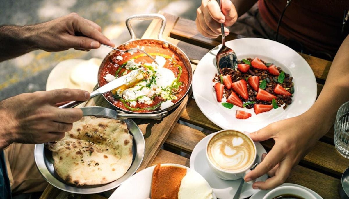 THESE 3 breakfast foods can improve digestion and keep you full, says expert