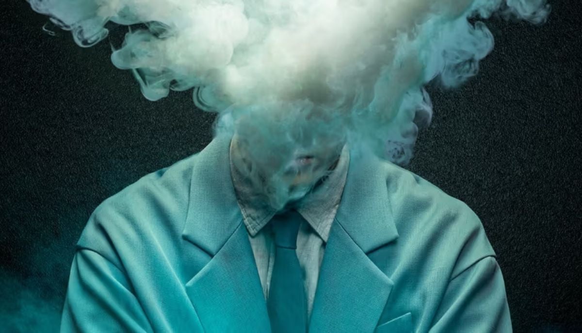 Netflix unleashes 'vaporous killer' in a terrifying new trailer for its sci-fi thriller