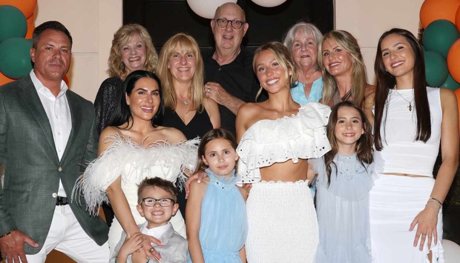 Netflix unveils chaotic new series: Influencer Alix Earle's family ...