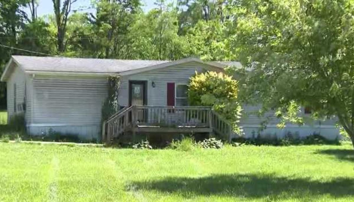 Three people found dead in Indiana home in what appears to be a murder-suicide