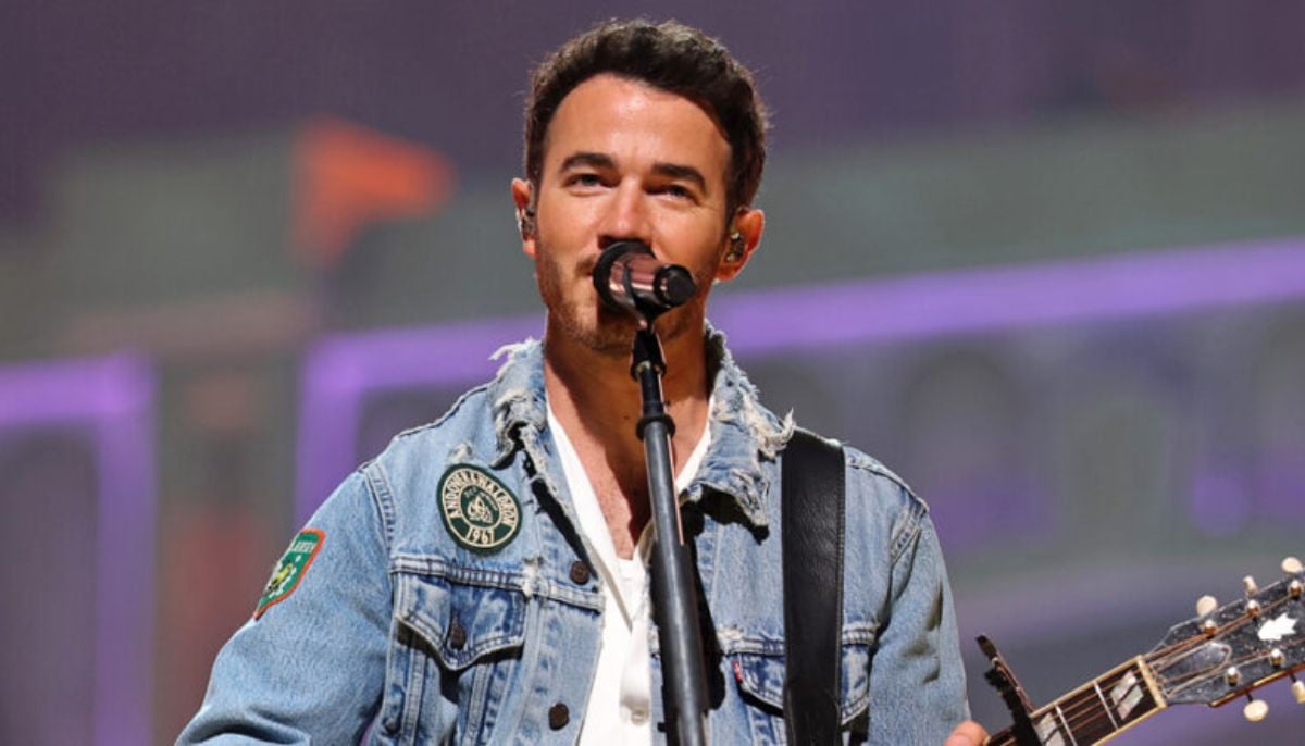 Kevin Jonas unveils shredded physique in viral gym video