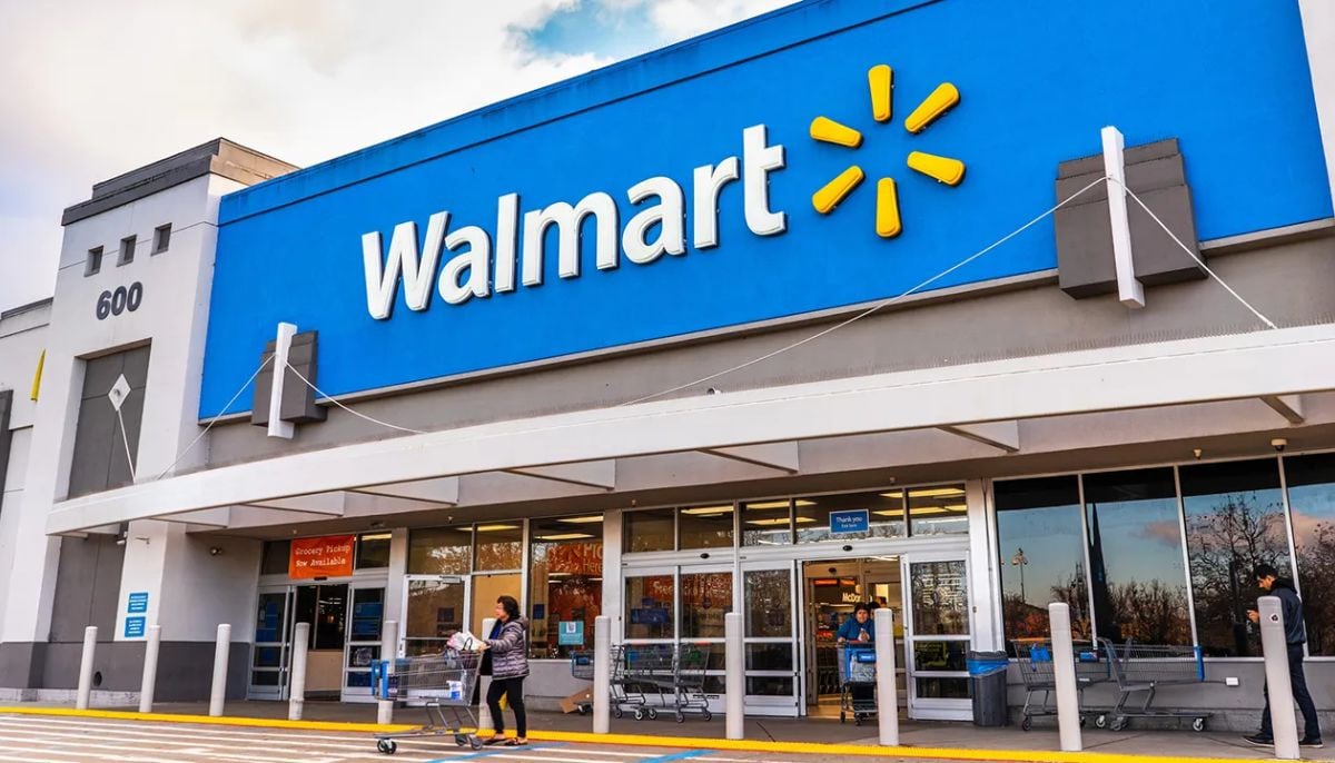 Walmart launches restaurant meal delivery with grocery orders