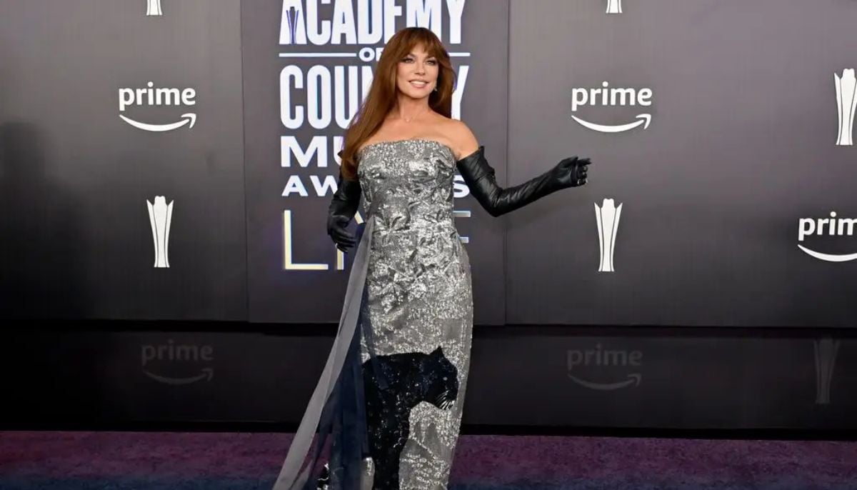 Shania Twain stuns fans with unrecognisable look on red carpet 