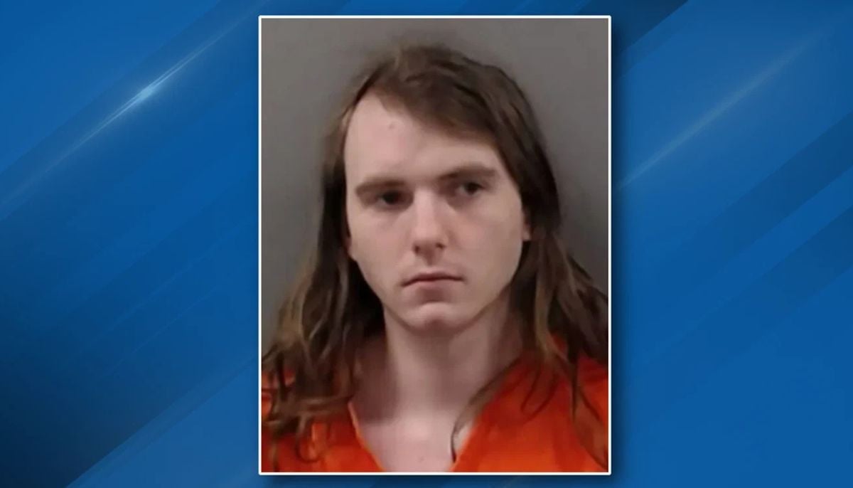 Arkansas man charged after he threatened a Walmart mass shooting over hantavirus lockdown fears