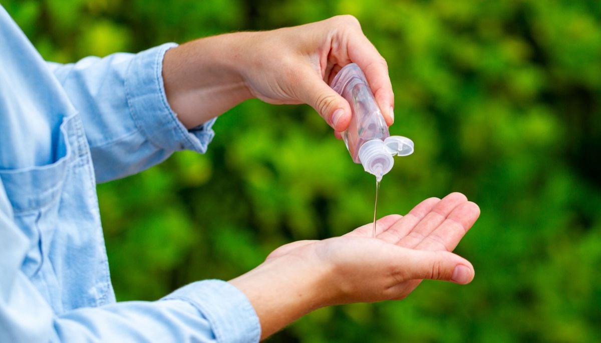 Dermatologist warns excessive hand sanitiser use can cause painful hand eczema