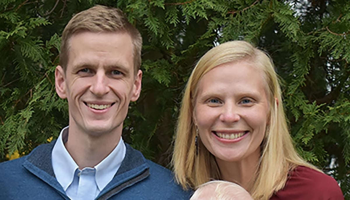 U.S. missionary doctor with ebola receives emergency care in Germany