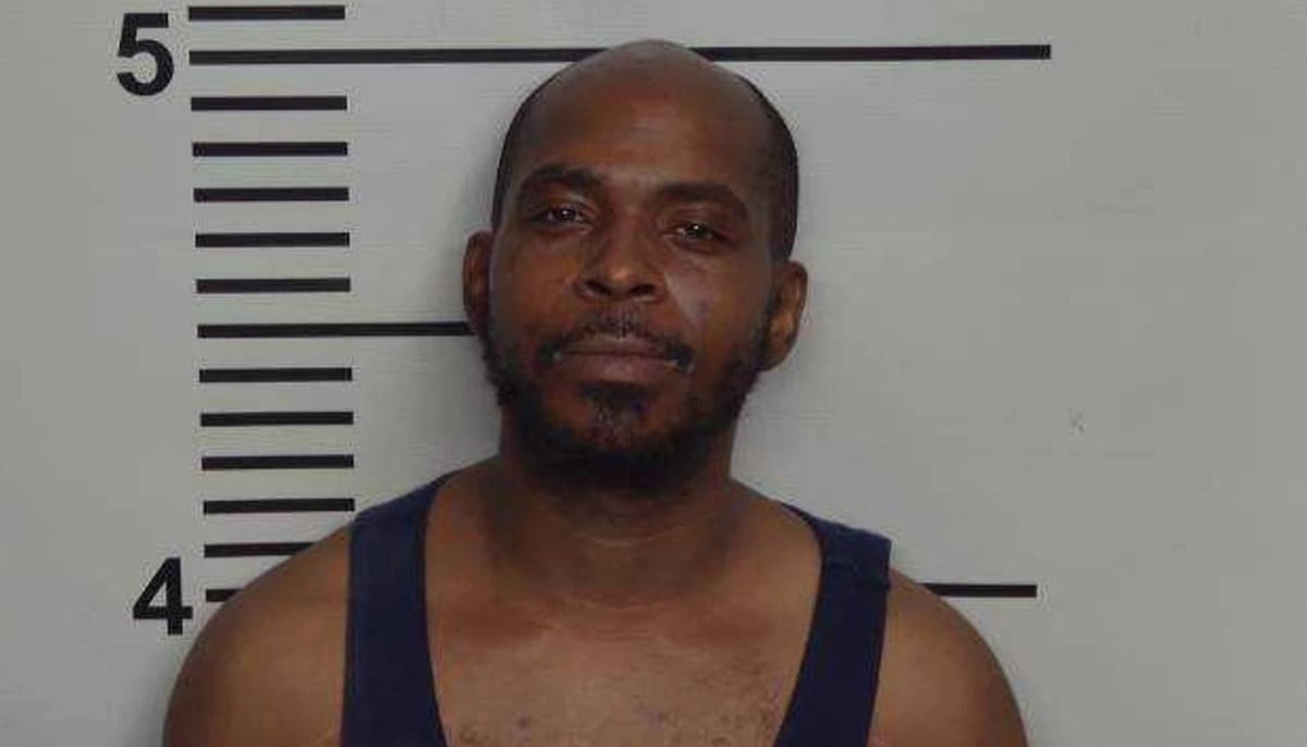 Man allegedly threatens wife with gun before dogs found burned in disturbing case in Kentucky