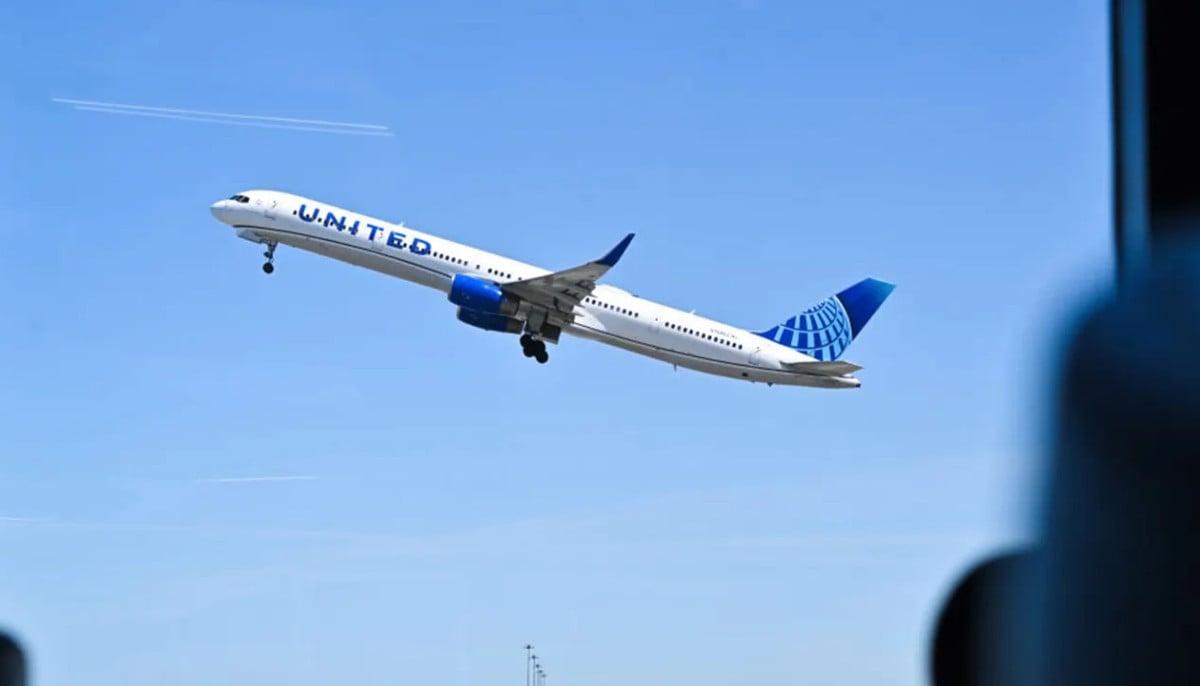 United Airlines Flight makes emergency landing after security scare in air