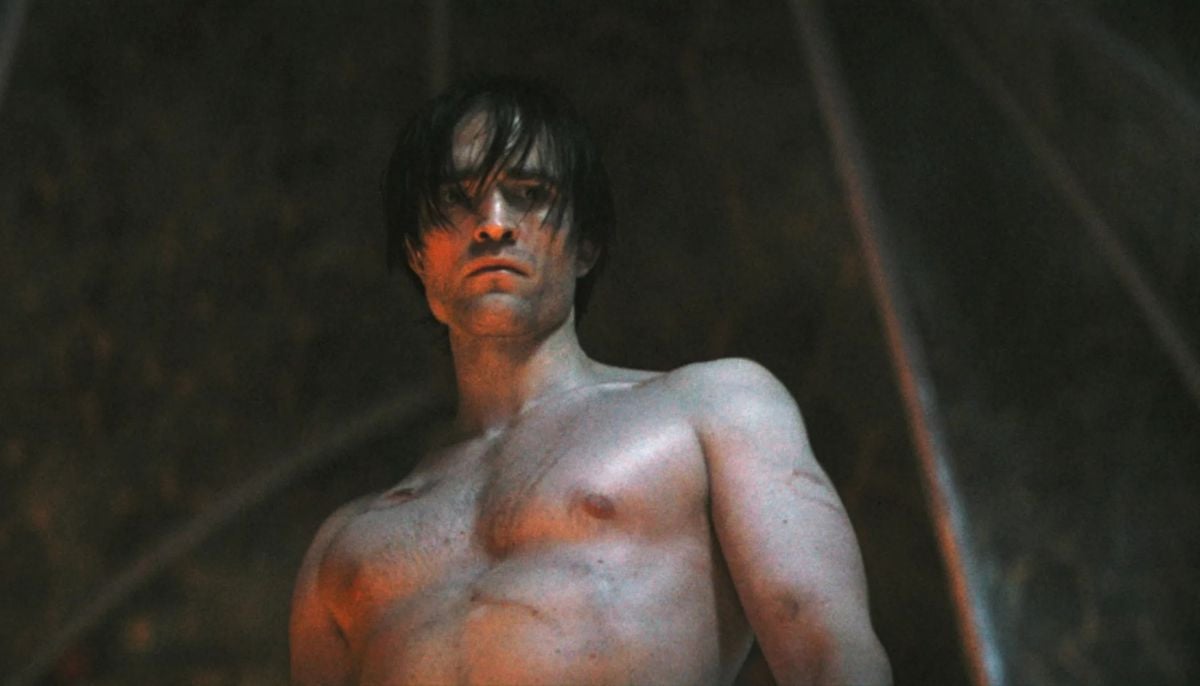 Robert Pattinson claps back at critics who mocked his Batman physique in 2022
