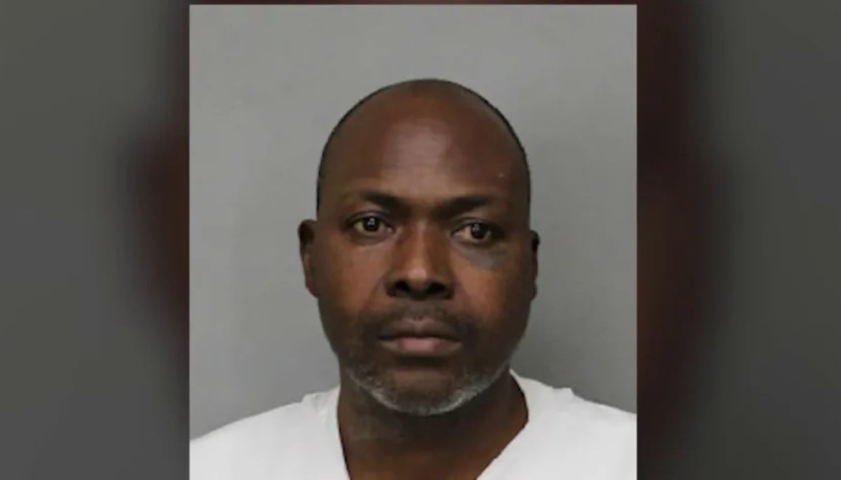 Father charged with murder after 10-year-old daughter dies in Delaware home