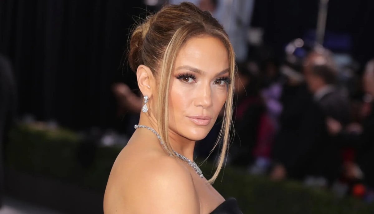 Jennifer Lopez faces online backlash over reports of twins receiving scholarships