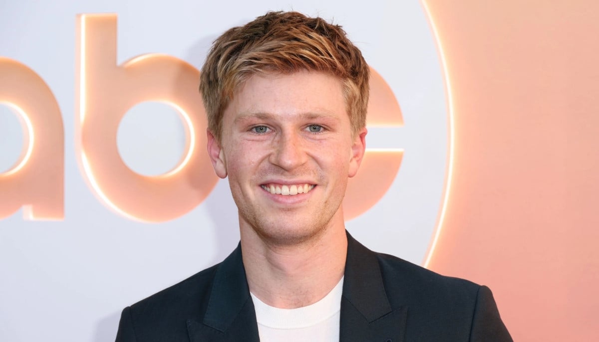 Robert Irwin throws his hat into James Bond debate with wild concept idea