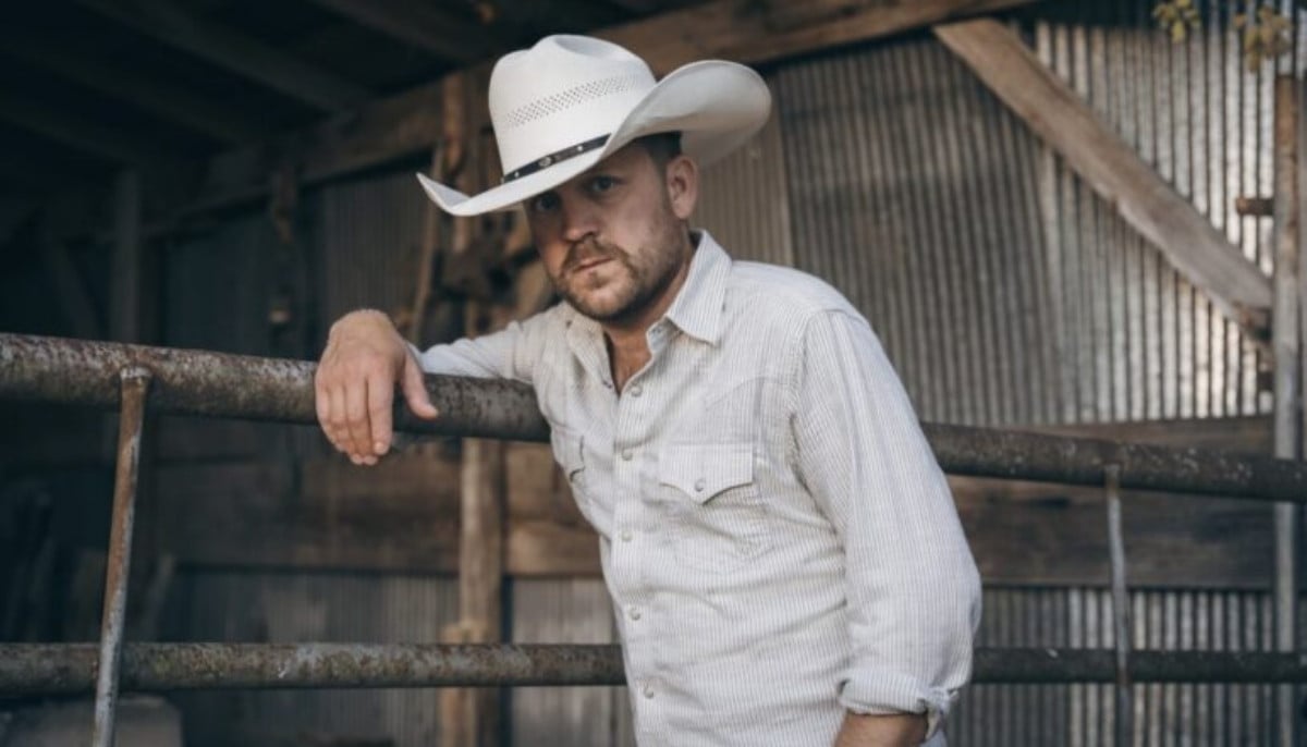 Justin Moore steps away from tour dates to focus on health and family