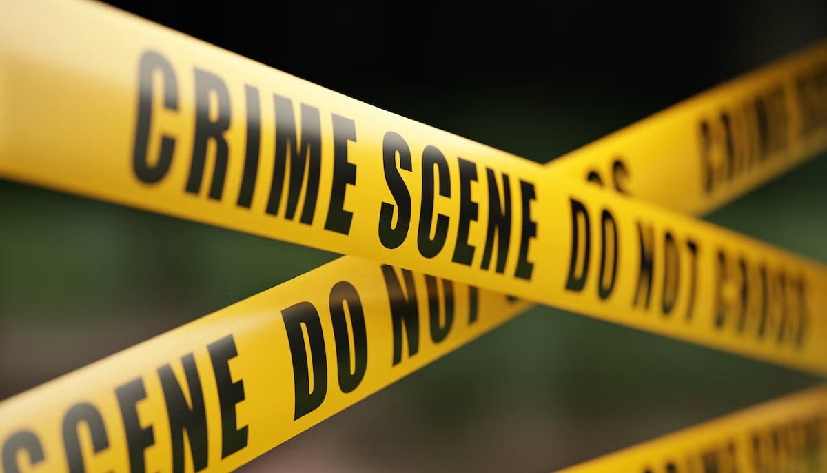 Los Angeles police investigate deaths of father and twin boys in apartment shooting