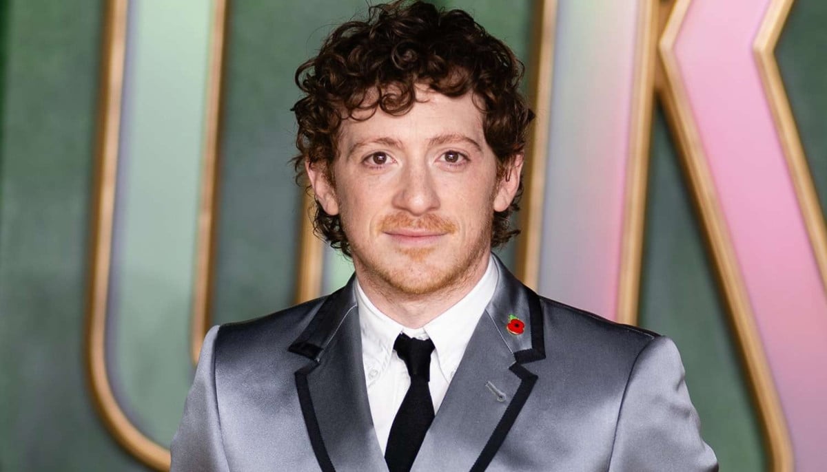 Ethan Slater returns to spotlight after quiet split from Ariana Grande