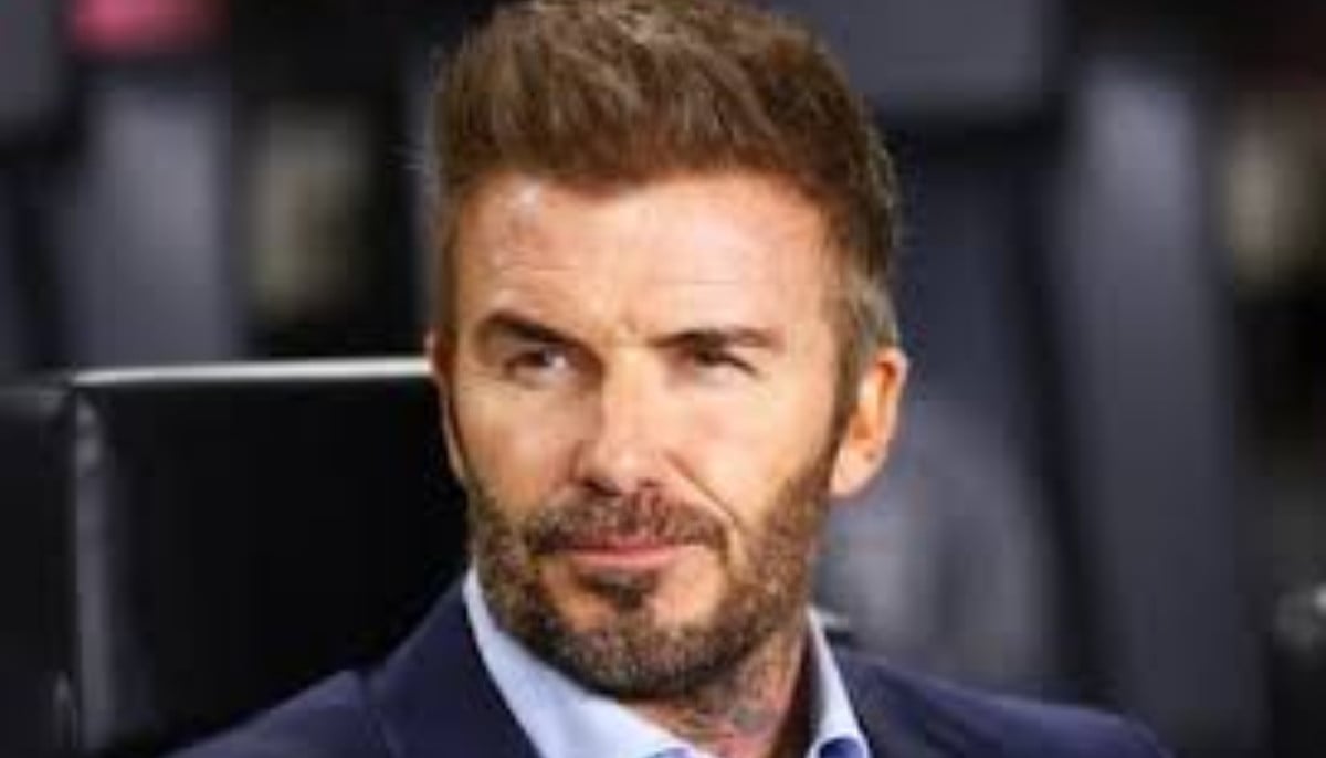 David Beckham honoured on Walk of Fame as Brooklyn stays away