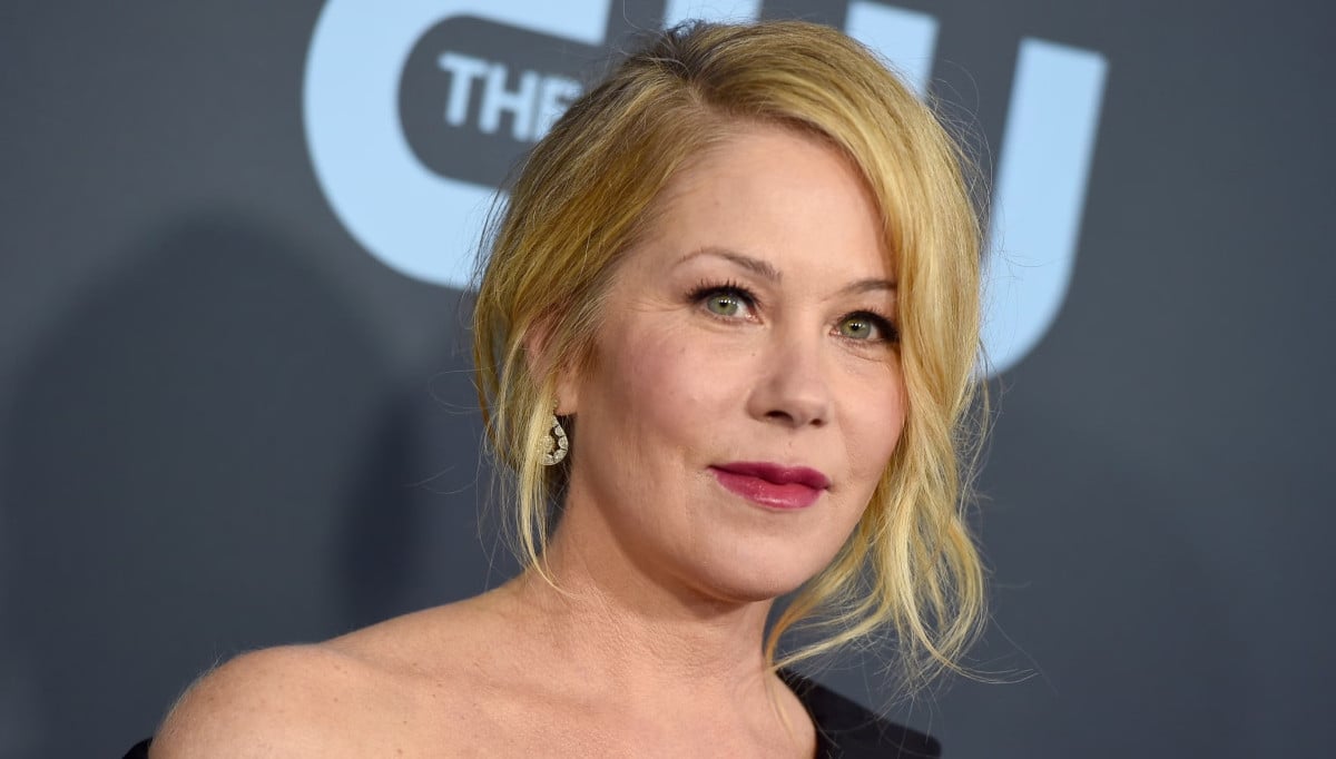 Christina Applegate maintains 'sarcastic humor' amid ongoing MS battle