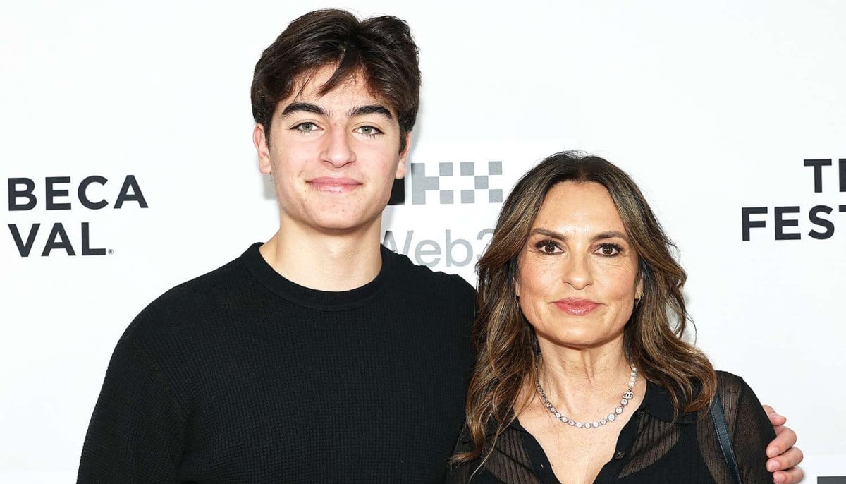 Mariska Hargitay’s son steals the spotlight with sweet Knicks tribute at championship parade