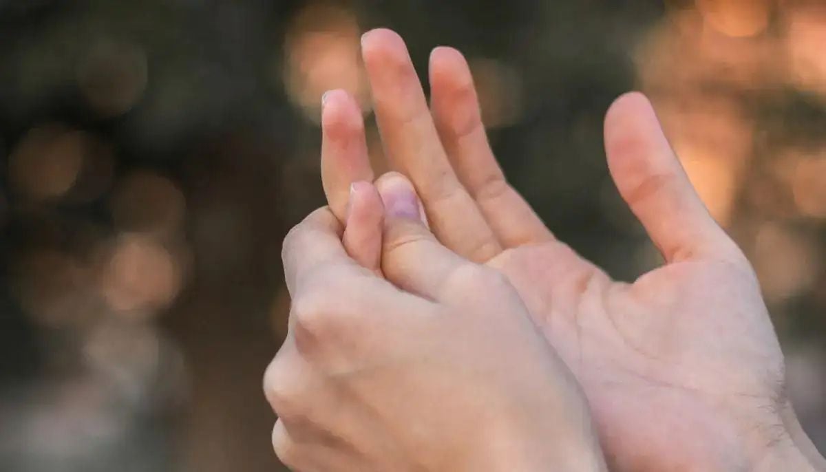 Neurologists say finger dexterity exercises may help brain health amid dementia concerns