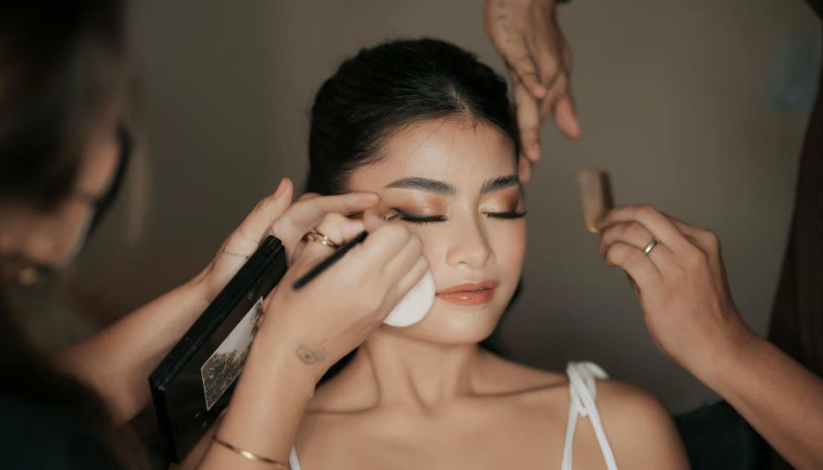 Experts advise altering monsoon makeup routines to protect skin