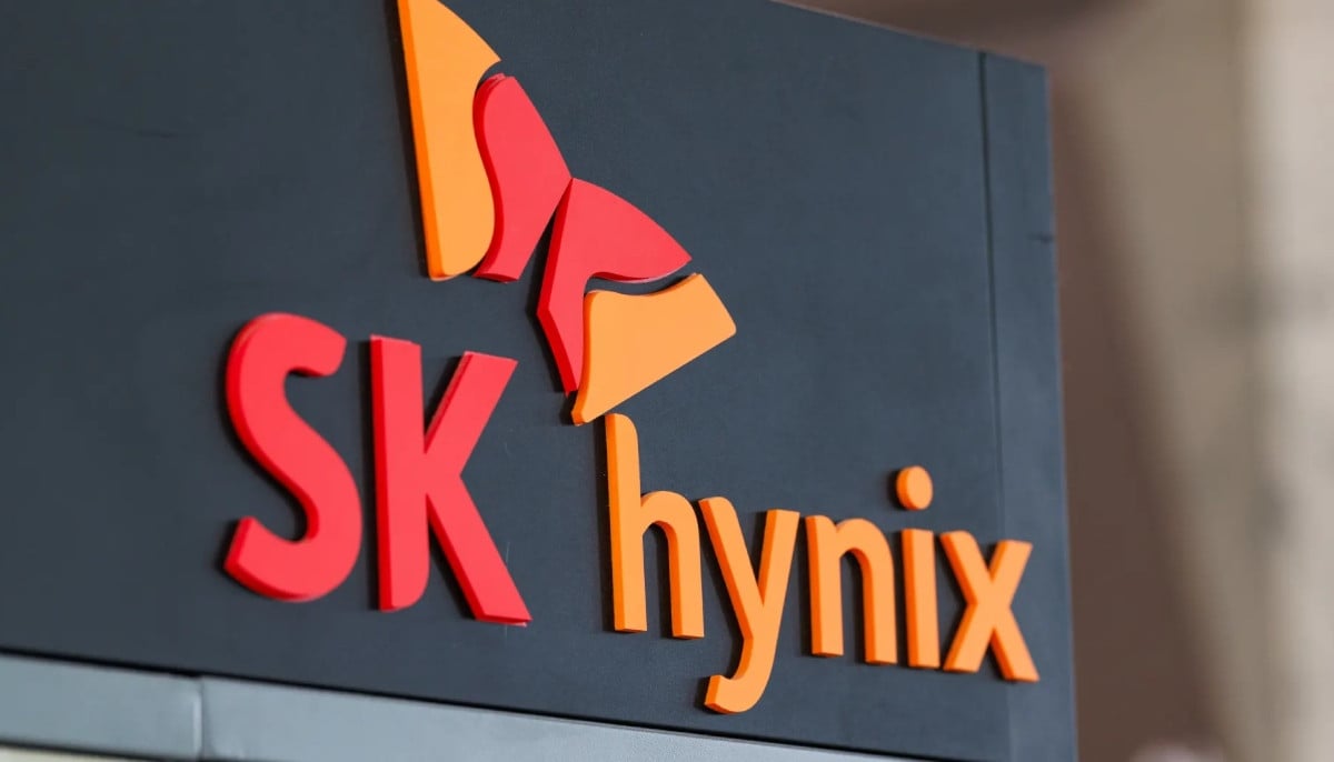 SK Hynix shares tumble after record Nasdaq debut sparks profit-taking