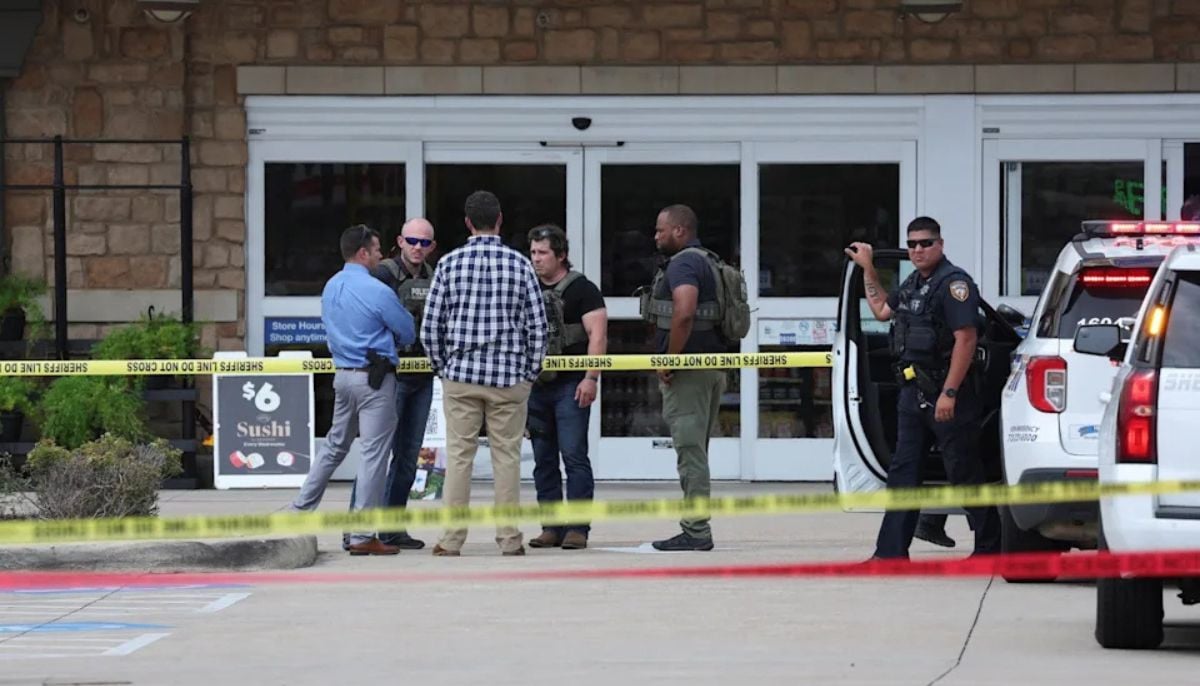 Two men hospitalised after Houston Kroger grocery store shooting
