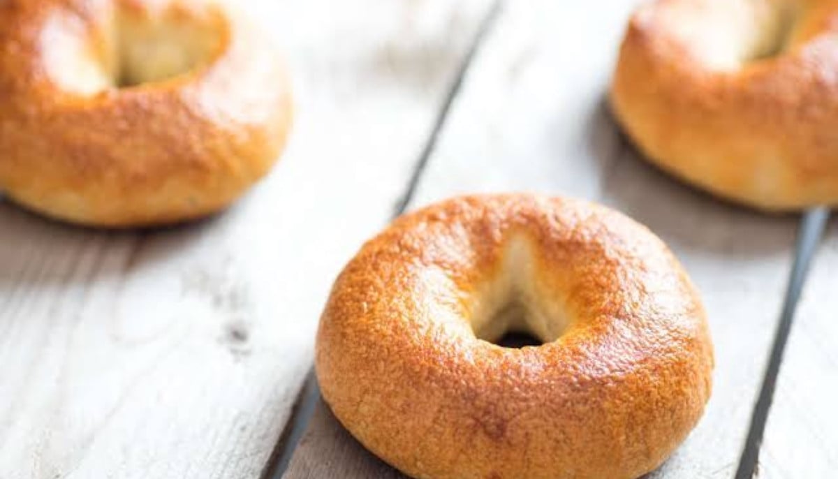 Love bagels? Here's how to eat them without derailing your diet
