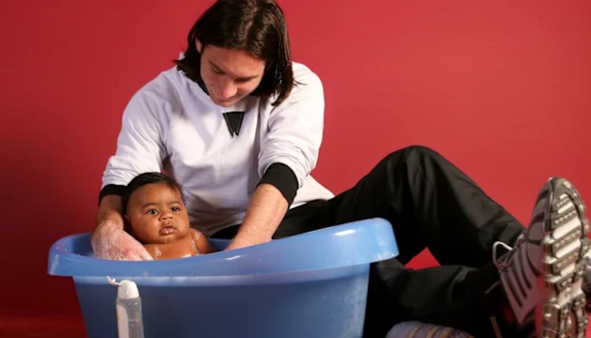 Lionel Messi explains viral baby photo with Lamine Yamal