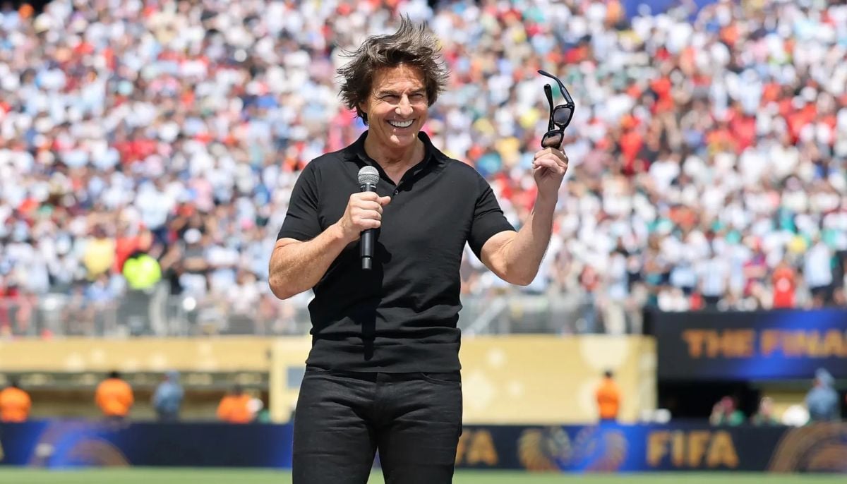 Tom Cruise delivers opening speech at FIFA World Cup final