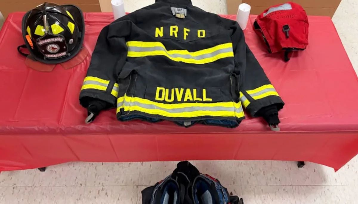 Ohio motorist kills firefighter helping stranded driver in crash