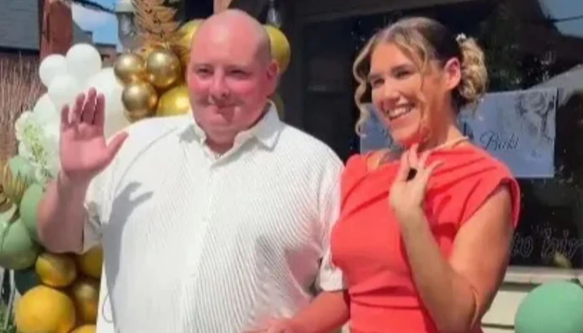 TikTok star Becki Jones celebrates engagement with Chris Beattie