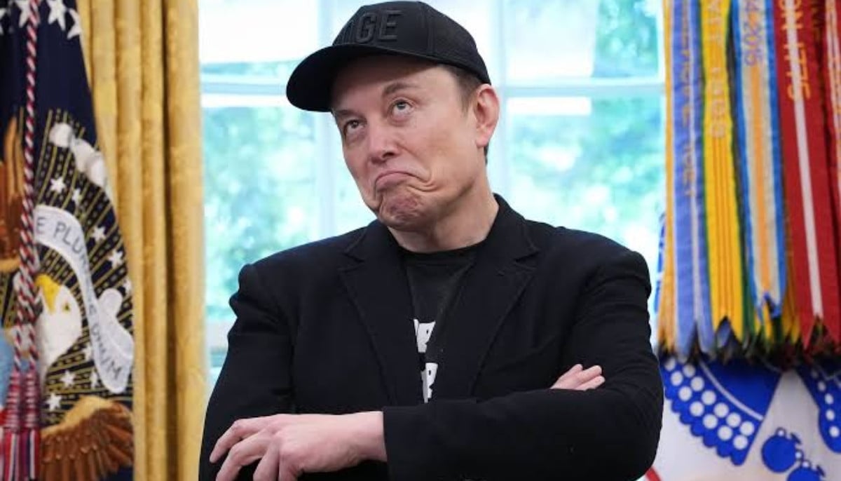 Elon Musk clashes with journalist over public popularity