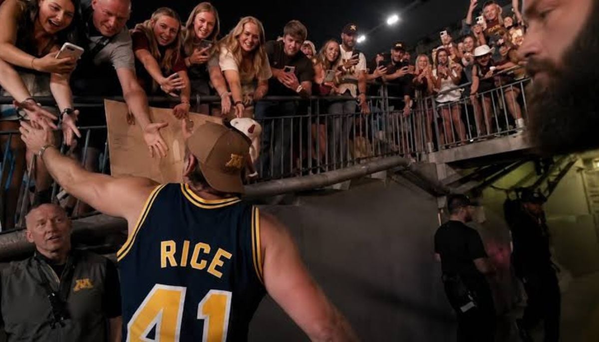 Morgan Wallen suffers ankle injury during Michigan concert tour