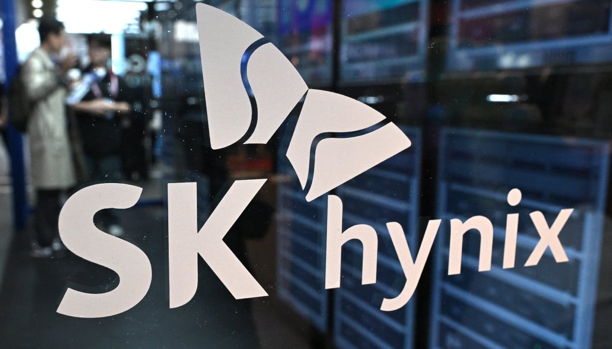 SK Hynix posts record earnings but AI expectations trigger sell-off