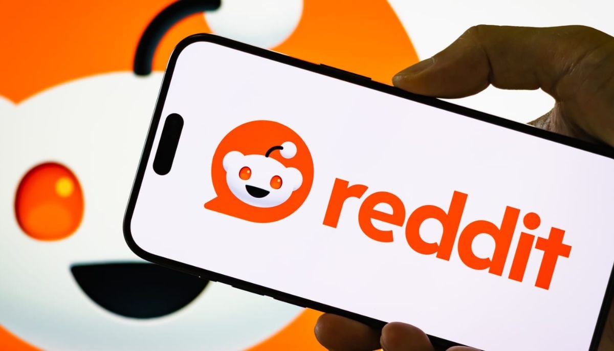 Reddit search traffic fluctuates as Google AI updates draw criticism