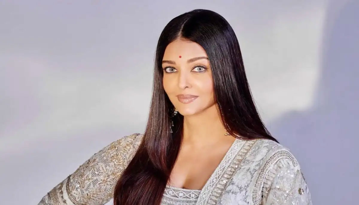 Aishwarya Rai Bachchan in memory of late father: Happy Birthday dearest darling