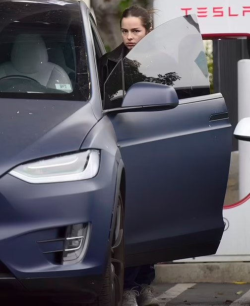 Addison Rae steps out with her boyfriend Omer Fedi in Los Angles: Pics inside