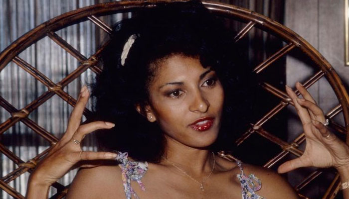 Pam Grier sends out warning to cheating partners