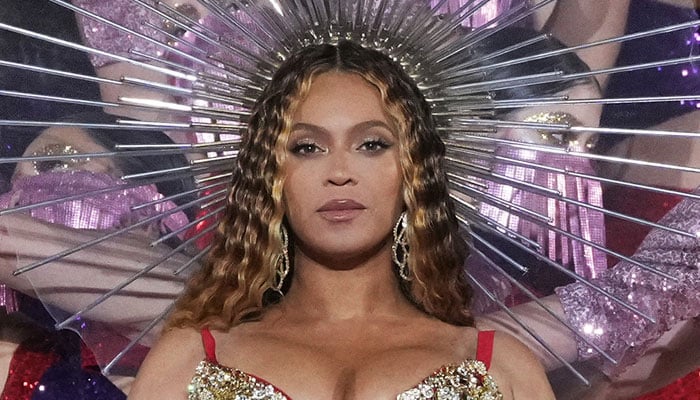 Fans divided on Beyonces star-studded performance in Dubai