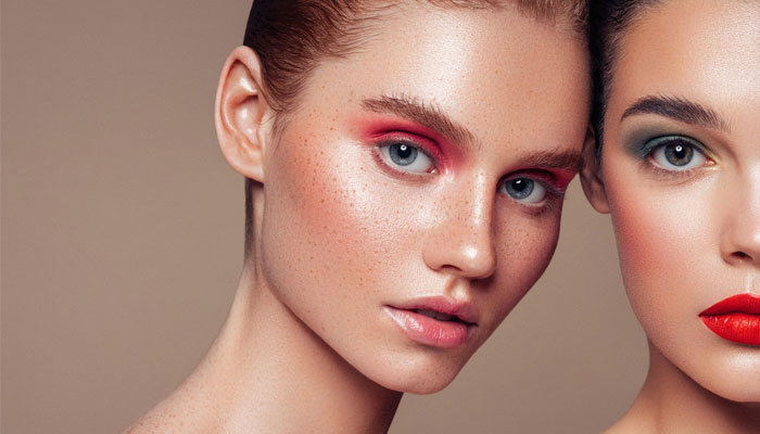 8 Makeup Trends That Will Define 2023]