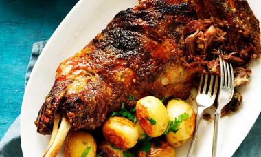 Slow-Roasted Lamb with Lemon, Garlic and Rosemary Recipe