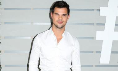 Taylor Lautner says being shirtless in 'Twilight' led to body image issues