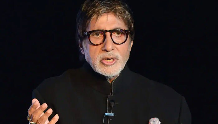 Amitabh Bachchan pens down motivational note post rib injury