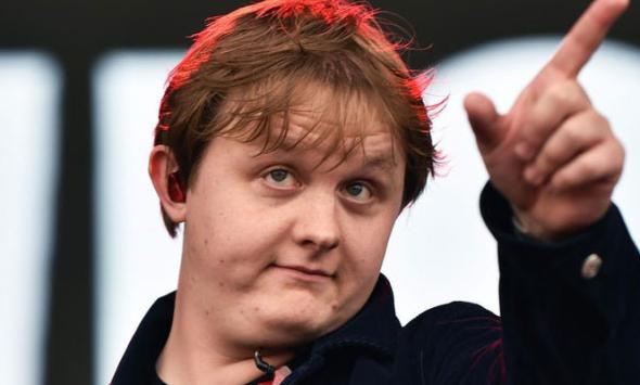 Lewis Capaldi addresses Tourette syndrome